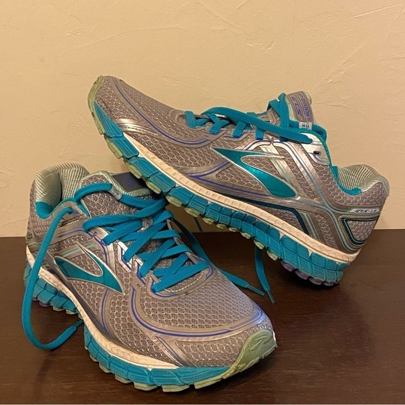 Brooks Adrenaline GTS 16 Women's Size 9 US Running Shoes Sixteenth Edition - Picture 8 of 11